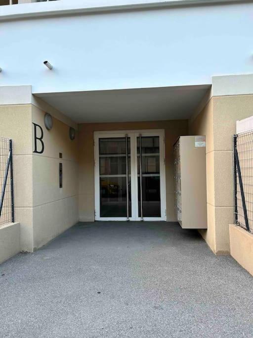 Appartement Avec Terrasse Et Box Entre Plages Et Nature Marsella Exterior foto
