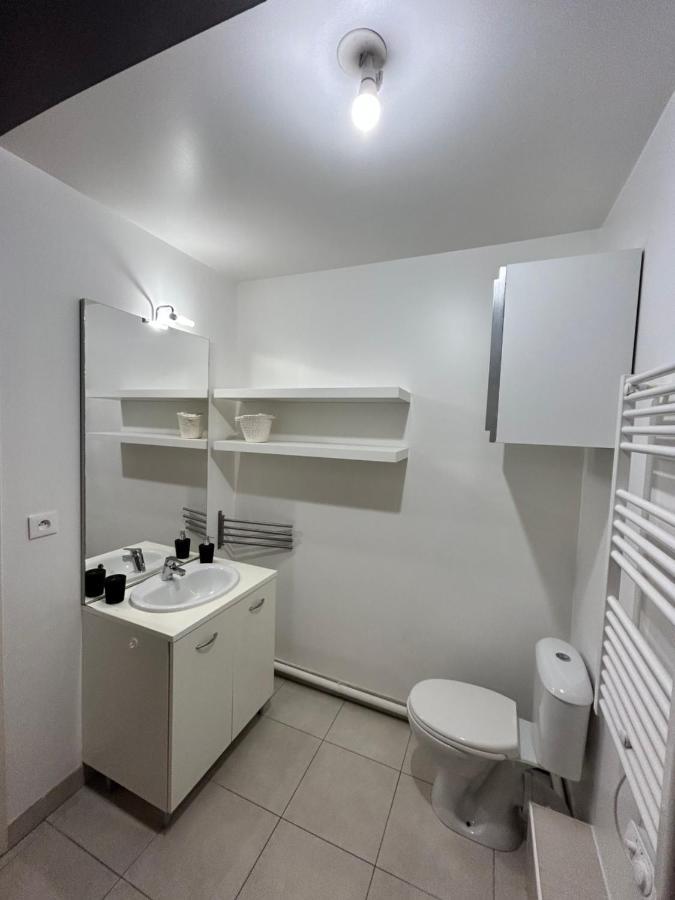 Appartement Avec Terrasse Et Box Entre Plages Et Nature Marsella Exterior foto