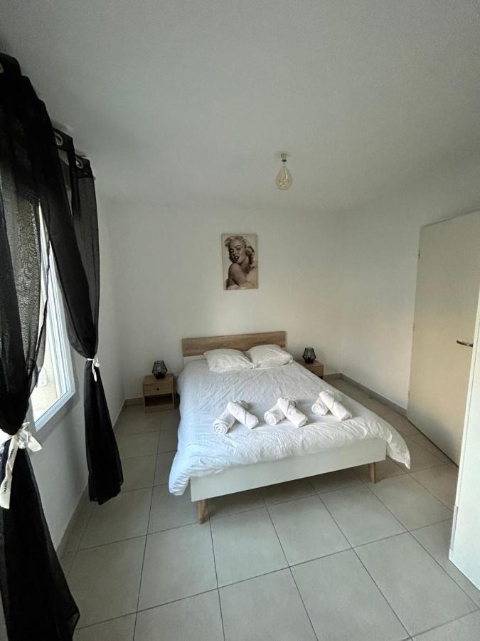 Appartement Avec Terrasse Et Box Entre Plages Et Nature Marsella Exterior foto